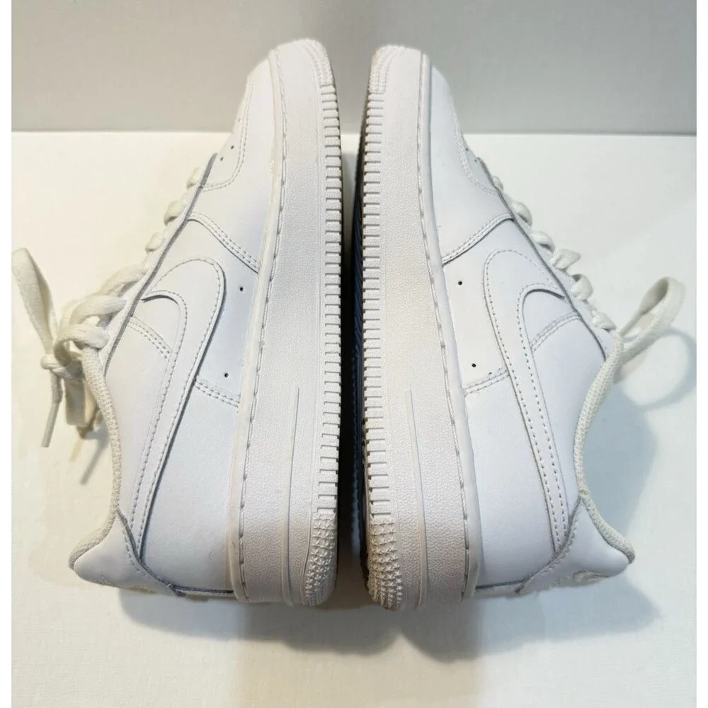 Nike Air Force 1 LE GS Size Youth 4.5Y Triple White DH2920-111 Sneakers Shoes